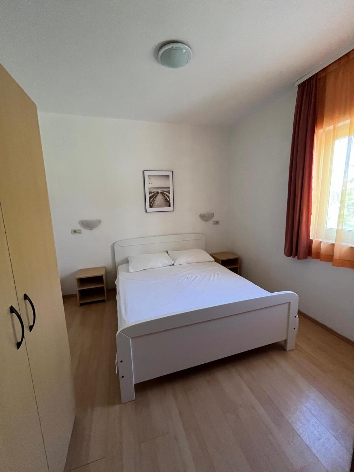 Apartmani Saldi Pakoštane Exterior foto