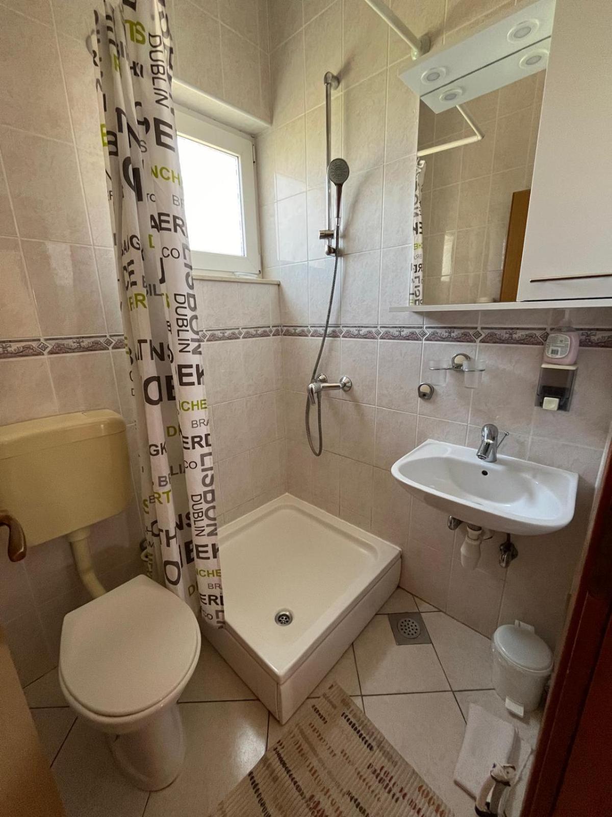 Apartmani Saldi Pakoštane Exterior foto