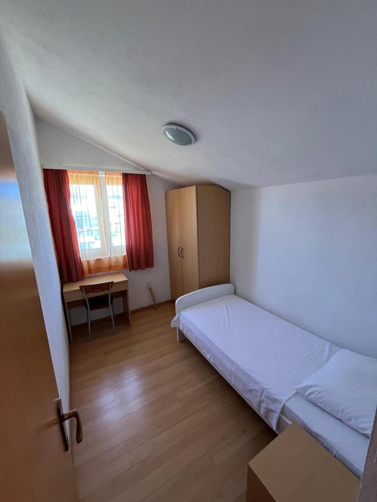 Apartmani Saldi Pakoštane Exterior foto